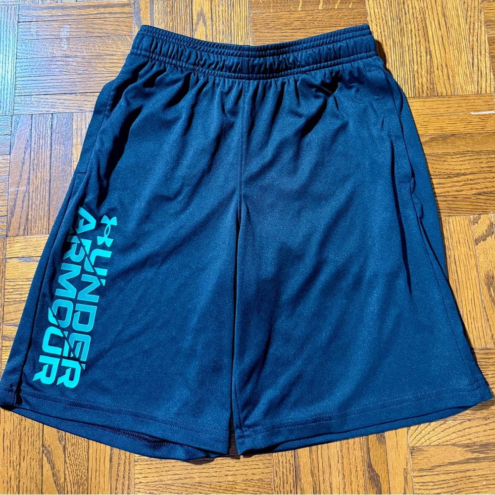 Under Armour Black Athletic Shorts Moisture-Wicking Elastic Waistband